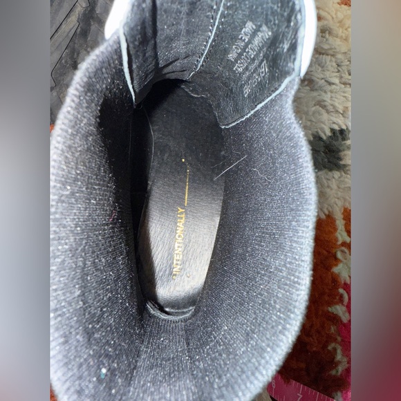 as is intentionally blank chelsea boot - Picture 7 of 7
